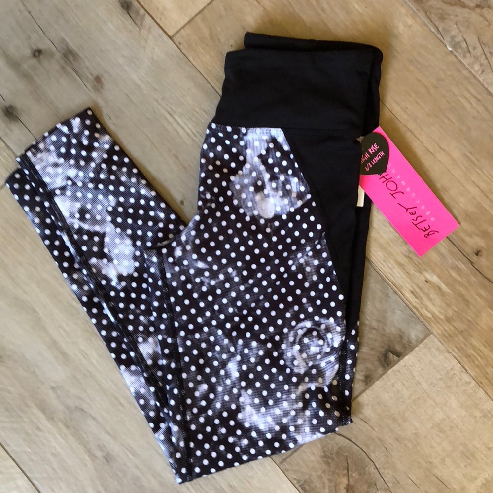Betsey Johnson NWT xs black white leggings
